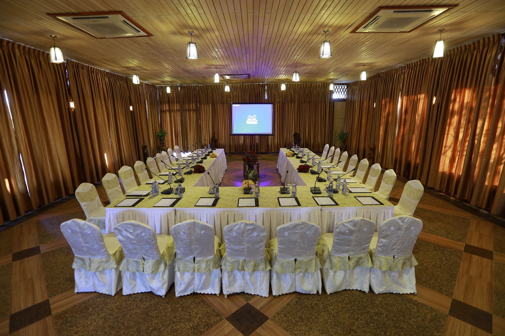 Kma Shwe Pyi Bago Resort מראה חיצוני תמונה